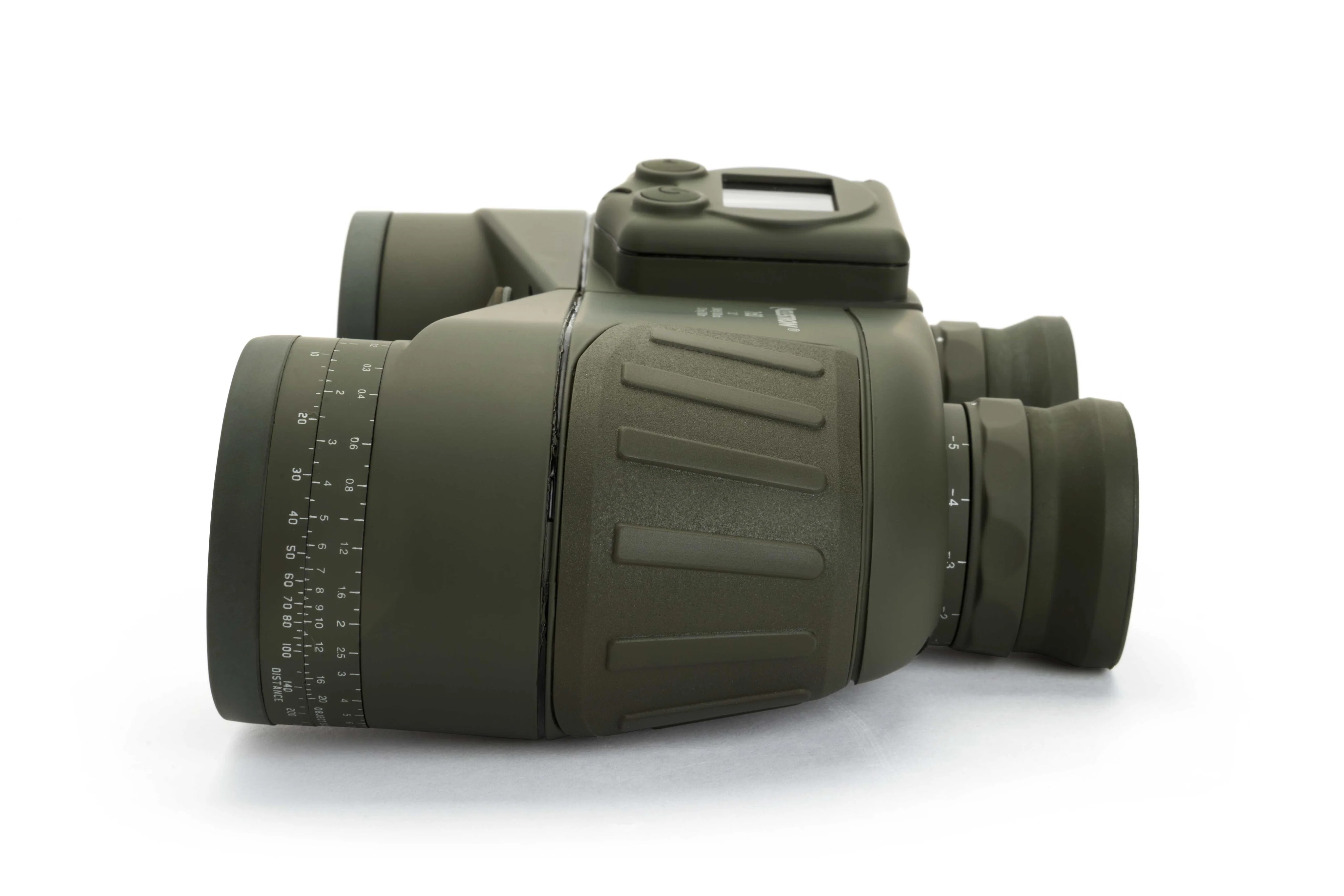 Celestron Cavalry 7x50mm Porro Binoculars with GPS, Digital Compass & Reticle - Image 4